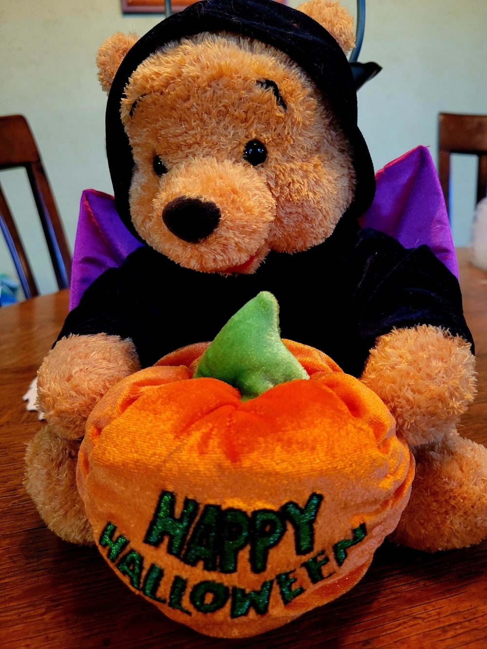 Vintage Disney Winnie the pooh bear with pumpkin